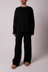 BLACK KNITSET WITH GOLD BUTTONS