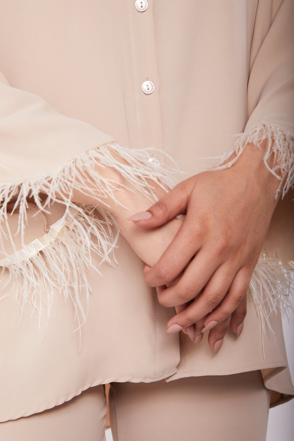 BEIGE BUTTONDOWN WITH FEATHER