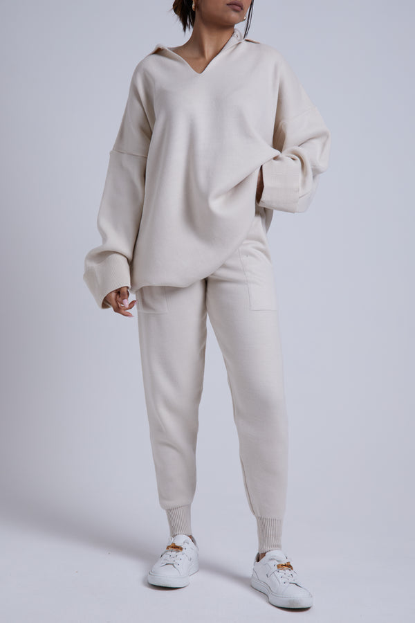 OVERSIZED CREAM JOGGER KNIT SET