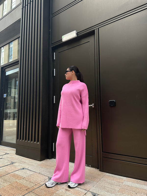 OVERSIZED PINK KNIT SET