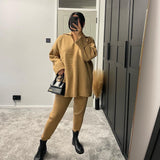 OVERSIZED CAMEL JOGGER KNIT SET